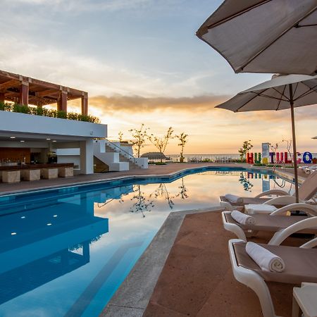 Park Royal Beach Huatulco Tangolunda Екстериор снимка