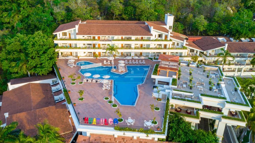 Park Royal Beach Huatulco Tangolunda Екстериор снимка